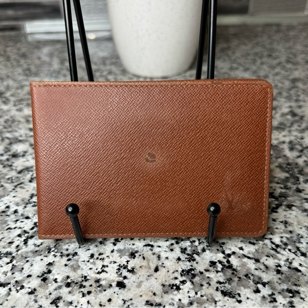 Louis Vuitton | Brown Taiga Men's Wallet Card Holder